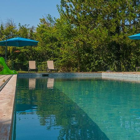 Le Cabanon Villa Le Thor Exterior photo