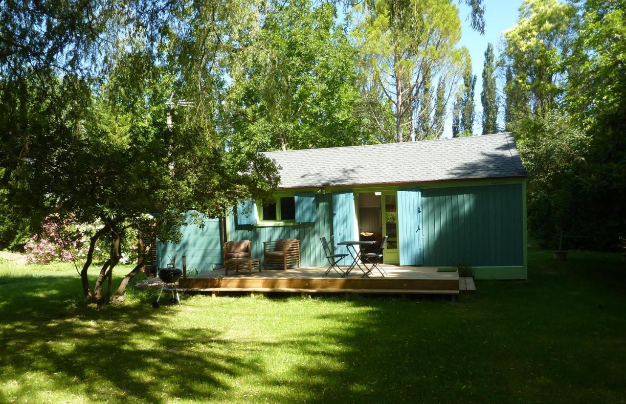 Le Cabanon Villa Le Thor Exterior photo